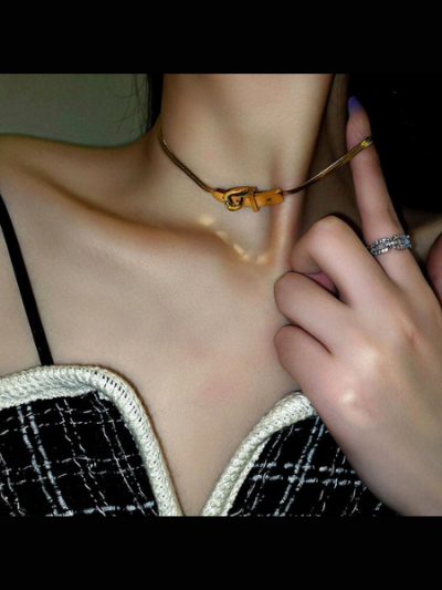 Collier chaîne cubaine tour de cou en acier inoxydable titane plaqué or 18 carats - Lyla