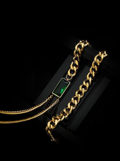 Collier tour de cou de luxe en titane émeraude de style vintage en acier inoxydable plaqué or 18 carats - Allison