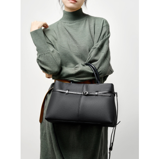 Classic Black Tote with Sleek Design - Leather Bag 023