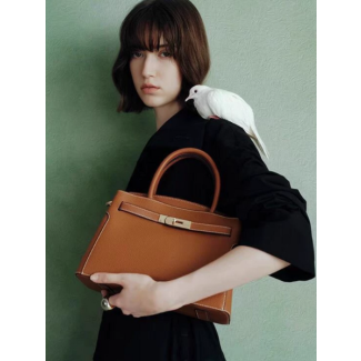 Luxury Black Leather Handbag with Lock - Lilia