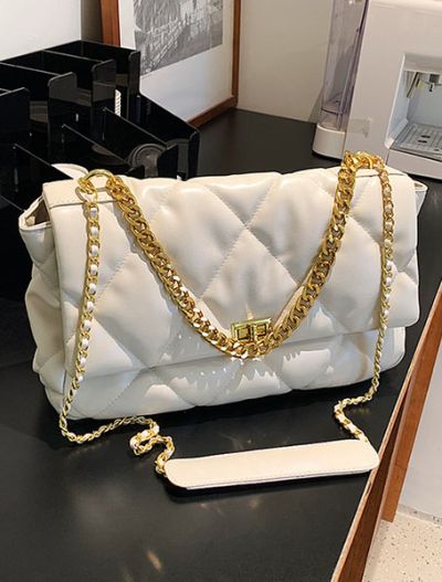 Affordable designer handbags on , get a free bag or get  20% off, free worldwide shipping, order now!