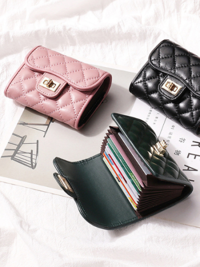 Elegant Quilted Leather Cardholder - Card Holder 002